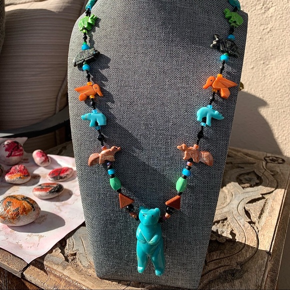 Colorful Animal Fetish Necklace Set - Picture 15 of 16